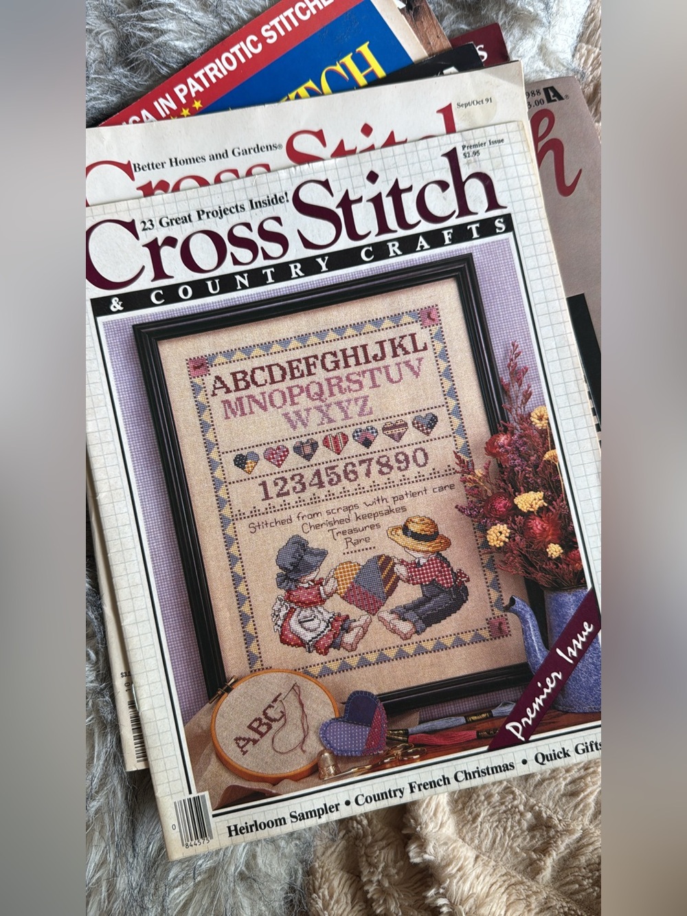 17 Piece Lot of 1980’s & 1990’s Vintage Cross Stitch magazines and Leaflets - Picture 8 of 16